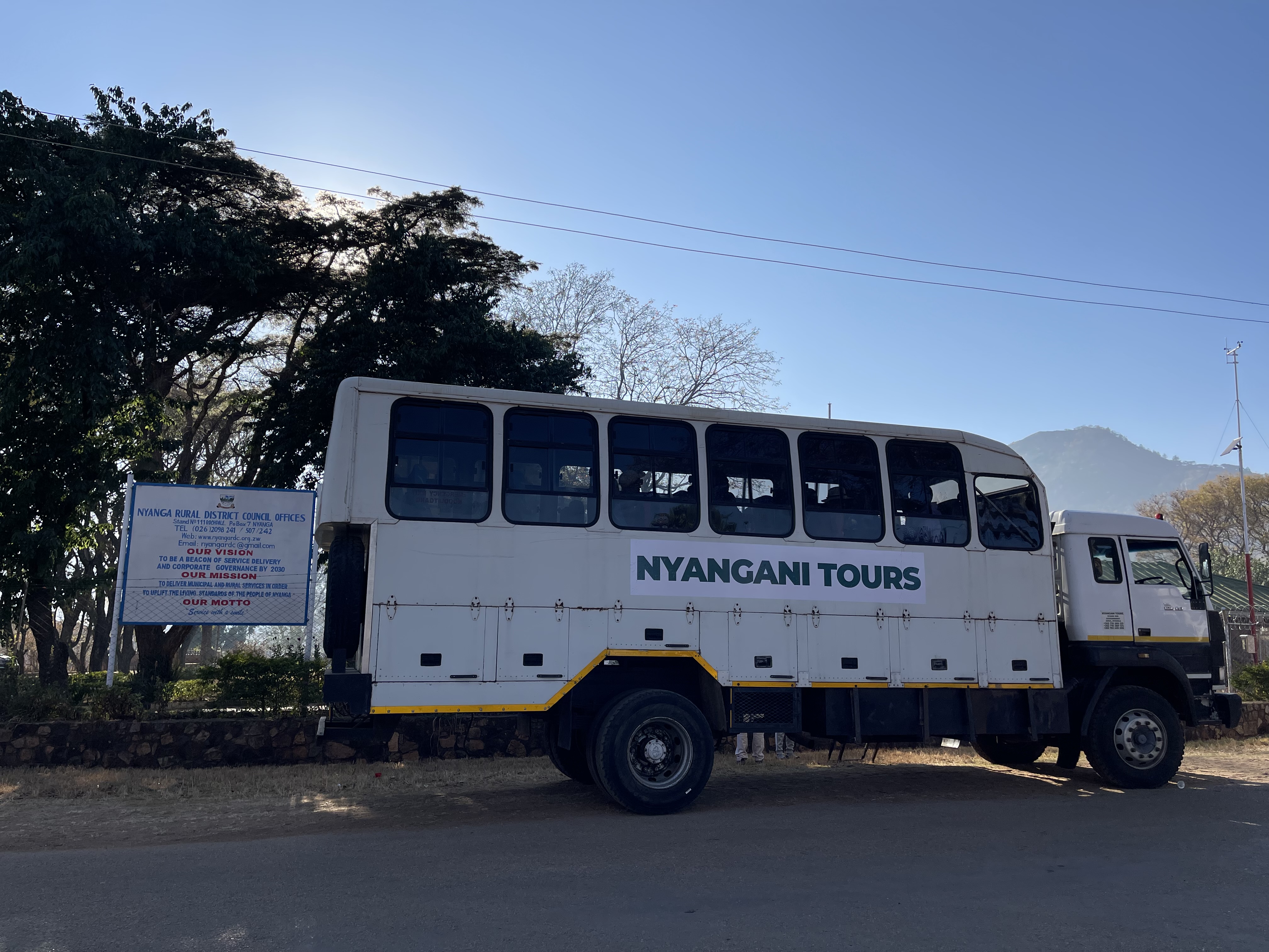 25 Bus Seater